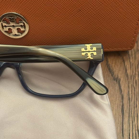 Tory Burch Eyeglasses - Picture 3 of 8